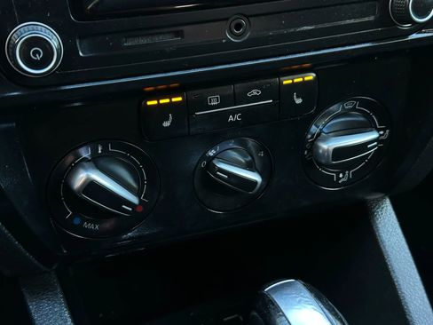 Used 2018 Volkswagen Jetta Wolfsburg Edition image 29