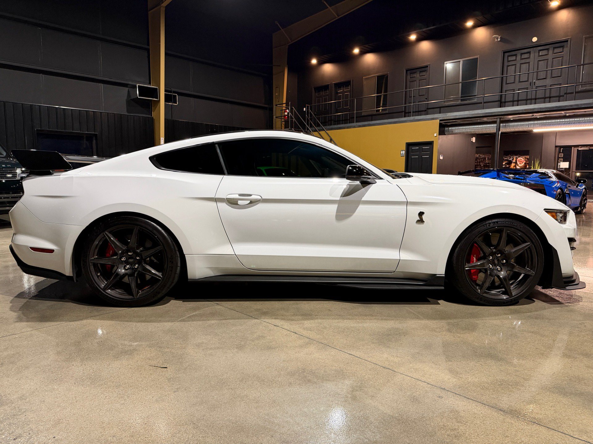 Used 2022 Ford Mustang Shelby GT500 w/ Carbon Fiber Track Pack RWD image 69
