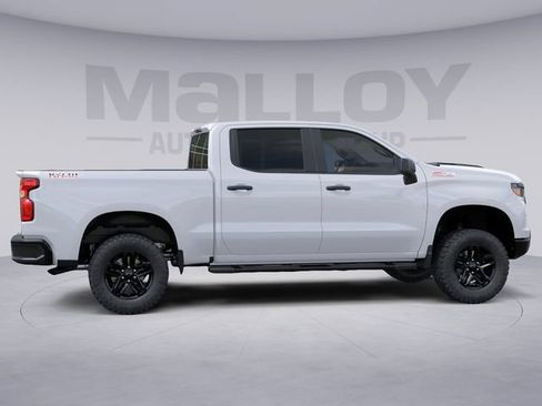 New 2026 Chevrolet Silverado 1500 Custom Trail Boss w/ LPO, Dark Essentials Package AWD/4WD image 6