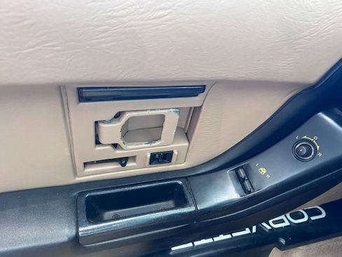 Used 1992 Chevrolet Corvette Convertible image 9