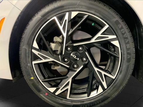 Certified 2025 Kia K5 GT-Line FWD image 9