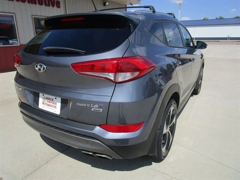 Used 2016 Hyundai Tucson Sport AWD/4WD image 9