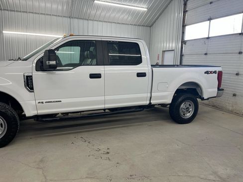 Used 2019 Ford F250 XL w/ Power Equipment Group image 2