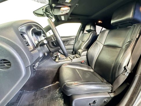 Used 2018 Dodge Charger GT image 19