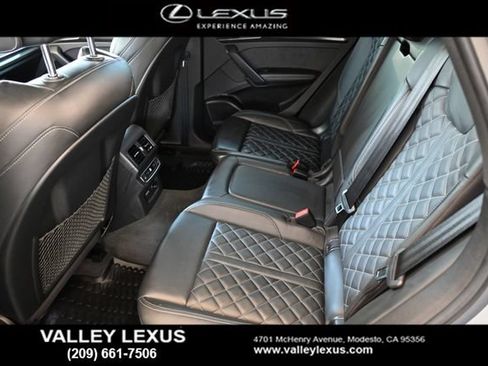 Used 2021 Audi SQ5 Prestige w/ Prestige Package AWD/4WD image 18