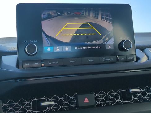 Used 2023 Honda Accord EX image 26