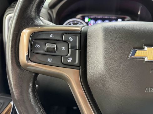 Used 2020 Chevrolet Silverado 3500 High Country image 33