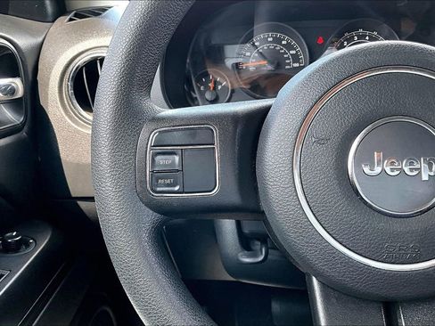 Certified 2017 Jeep Patriot Sport w/ Power Value Group FWD image 6