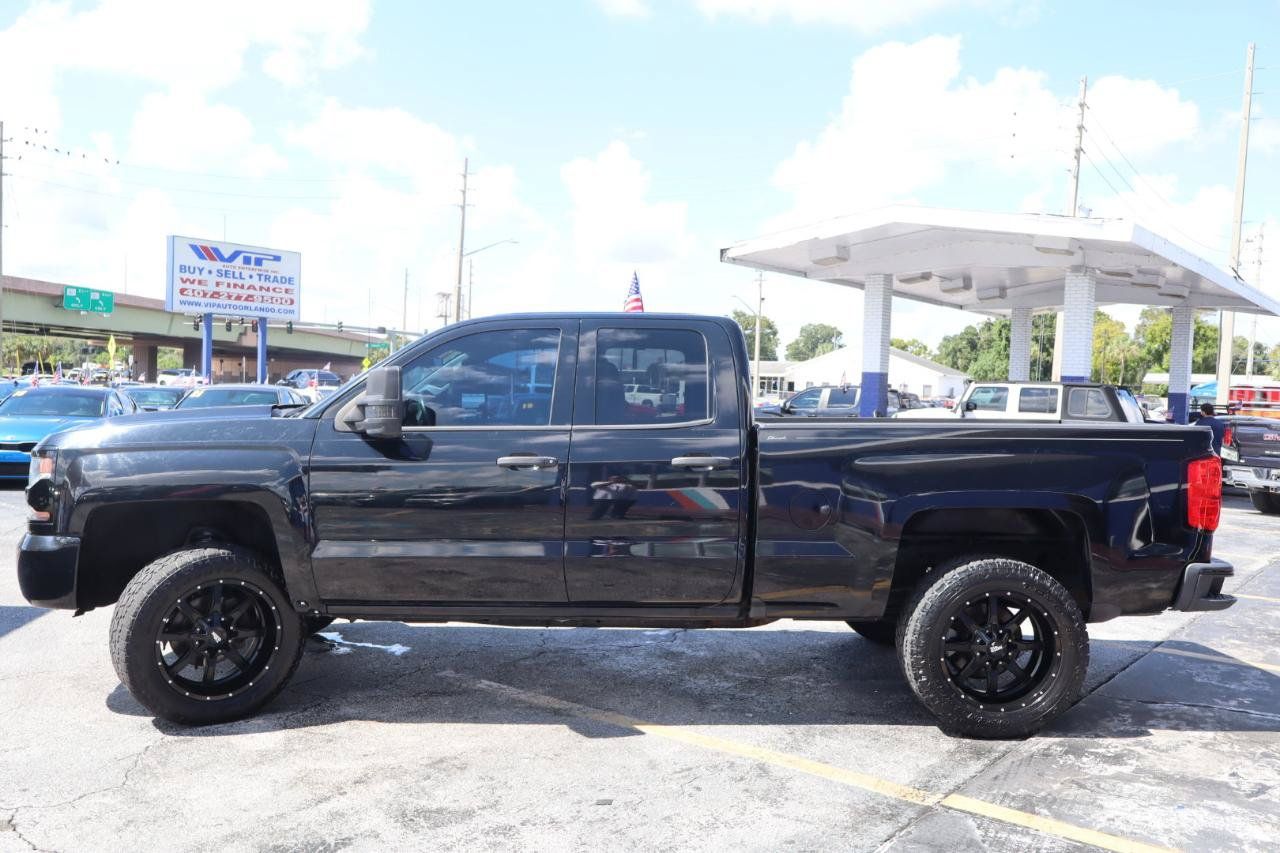 Used 2017 Chevrolet Silverado 1500 Custom w/ Custom Convenience Package RWD image 7