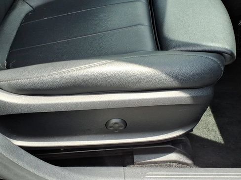 Used 2019 Mercedes-Benz A 220 image 13