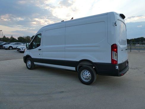 New 2027 Ford Transit 350 148 Medium Roof RWD image 7