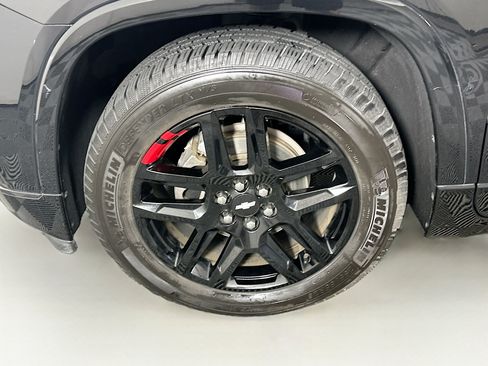 Used 2018 Chevrolet Traverse Premier w/ Redline Edition FWD image 11