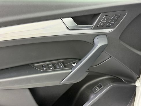 Used 2025 Audi Q5 2.0T Premium image 25