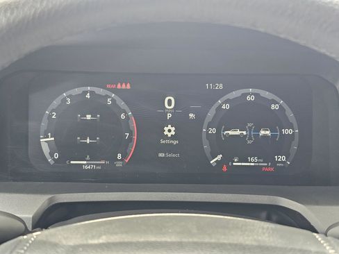 Used 2024 Toyota Tacoma TRD Sport AWD/4WD image 23