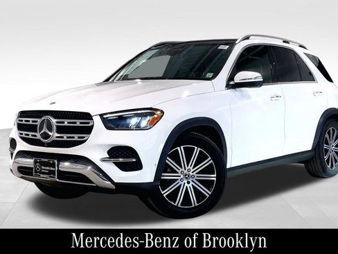 Used 2024 Mercedes-Benz GLE 350 4MATIC image 3