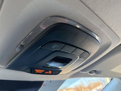 Certified 2022 Toyota Corolla Cross L image 30