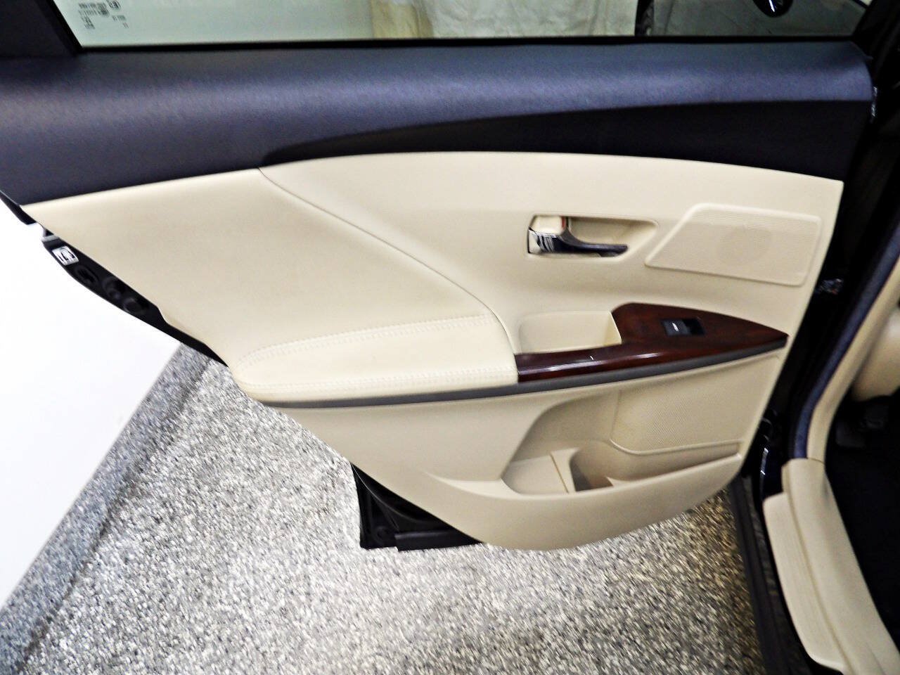 Used 2014 Toyota Venza XLE w/ XLE Premium Package FWD image 9