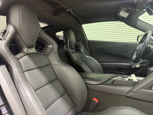 Used 2016 Chevrolet Corvette Z06 w/ 3LZ Preferred Equipment Group image 41