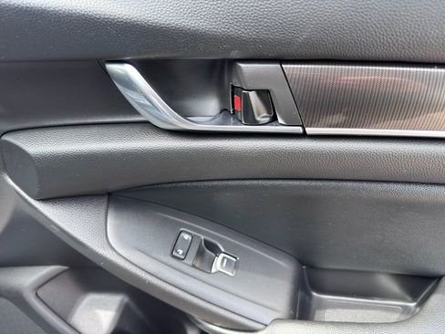 Used 2021 Honda Accord Sport Special Edition image 28