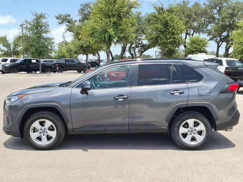 Certified 2021 Toyota RAV4 XLE FWD image 2