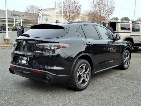 New 2025 Alfa Romeo Stelvio Sprint w/ Convenience Package AWD/4WD image 19