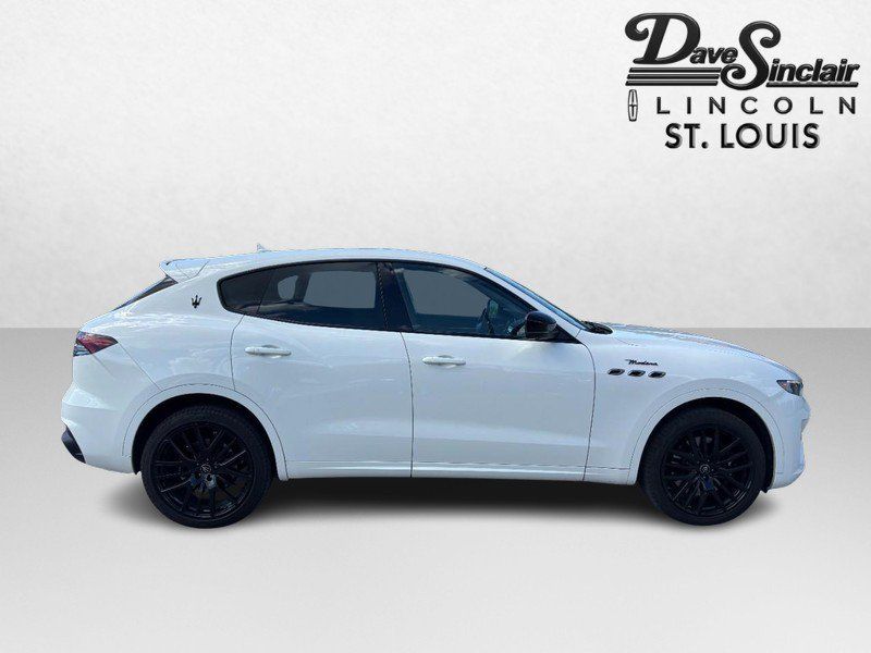 Used 2022 Maserati Levante Modena AWD/4WD image 2