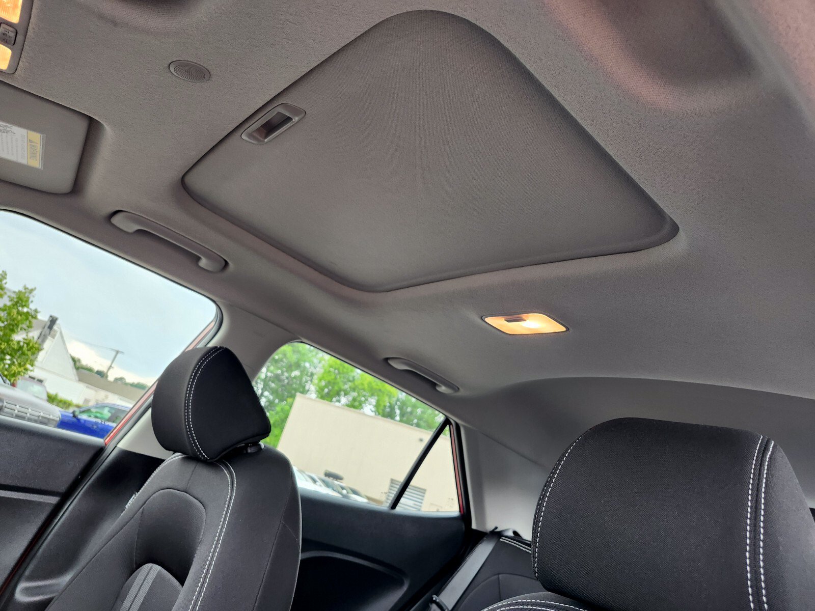 Certified 2026 Hyundai Venue SEL FWD image 19