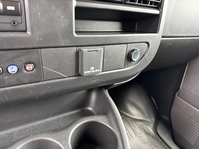 Used 2025 Chevrolet Express 2500 w/ Driver Convenience Package RWD image 15