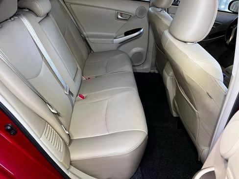 Used 2014 Toyota Prius Four image 47