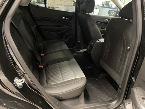 New 2025 Chevrolet Trax LT w/ Driver Confidence Package image 27