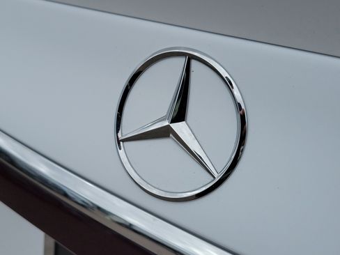 New 2026 Mercedes-Benz E 53 AMG e 4MATIC Sedan image 33