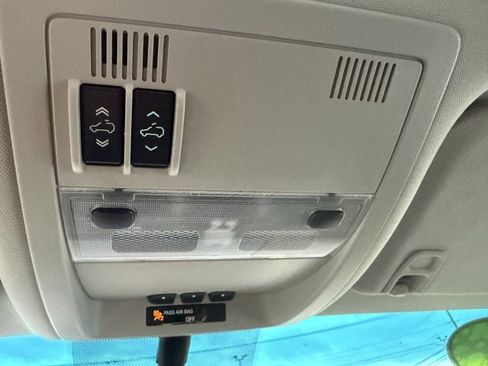 Used 2014 GMC Yukon SLT image 21