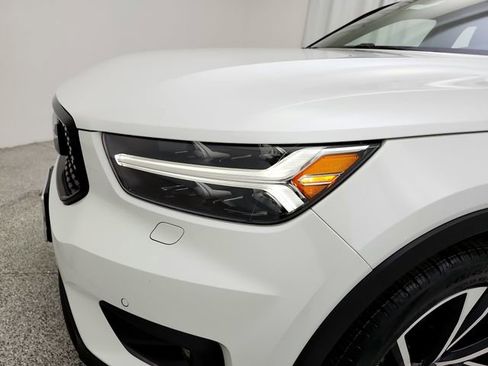 Used 2021 Volvo XC40 T5 R-Design AWD/4WD image 32
