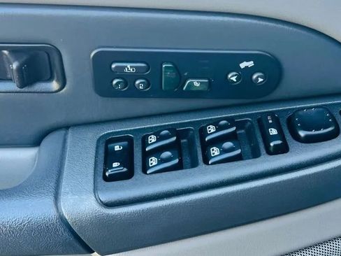 Used 2003 Chevrolet Tahoe Z71 image 19