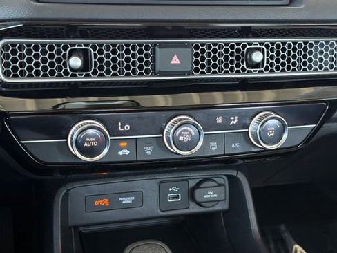 Certified 2024 Honda Civic LX image 23