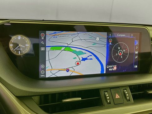 Used 2021 Lexus ES 300h w/ Accessory Package 2 image 21