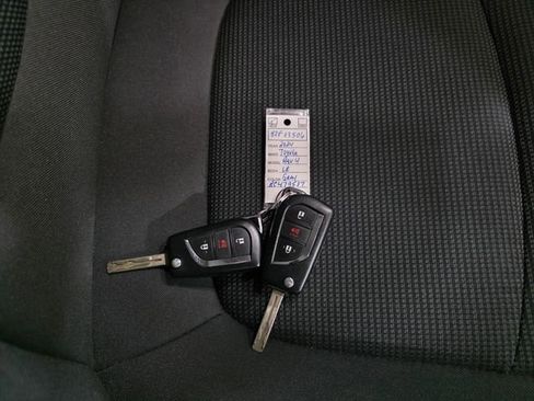 Used 2024 Toyota RAV4 LE image 9