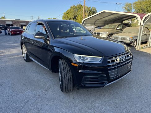 Used 2018 Audi Q5 2.0T Premium image 3