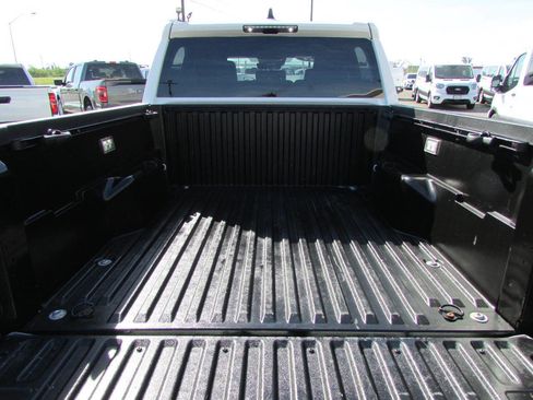 Used 2024 Toyota Tacoma TRD Sport image 15