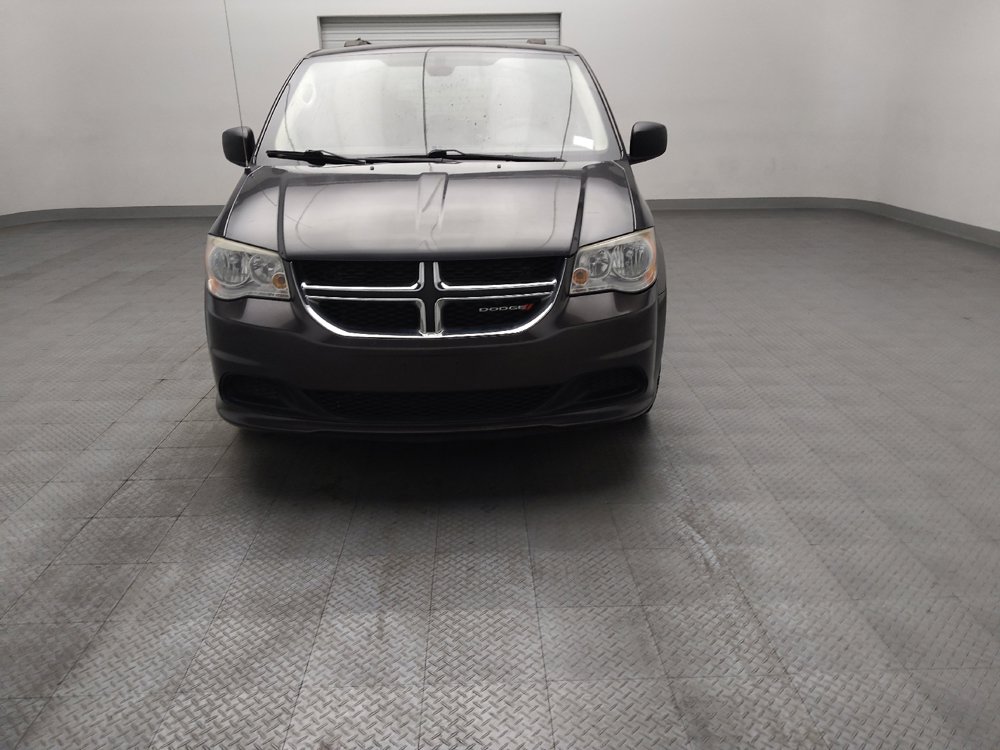 Used 2019 Dodge Grand Caravan SE w/ UConnect Hands-Free Group FWD image 15