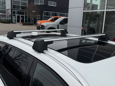 Used 2018 Volvo V90 T5 Cross Country w/ Convenience Package image 11