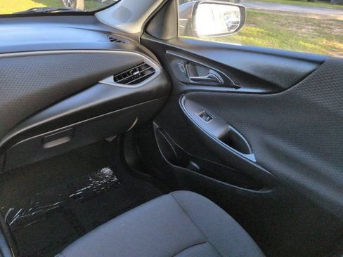 Used 2024 Chevrolet Malibu LT FWD image 15
