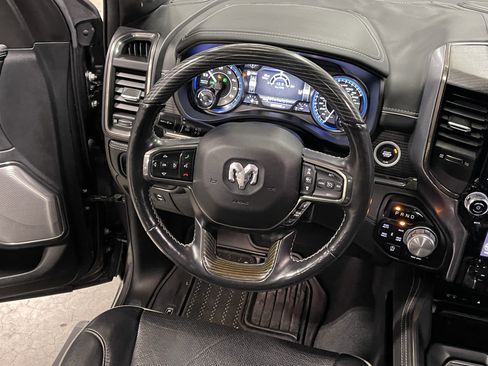 Used 2019 RAM 1500 Limited AWD/4WD image 15
