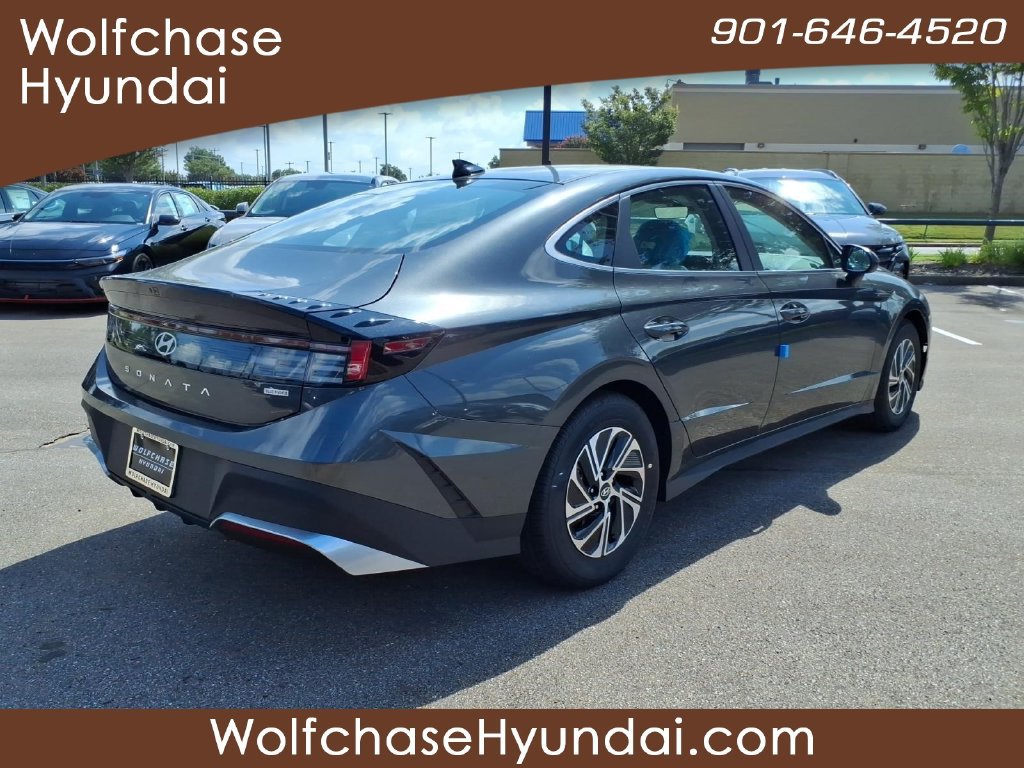 New 2026 Hyundai Sonata Blue FWD image 5