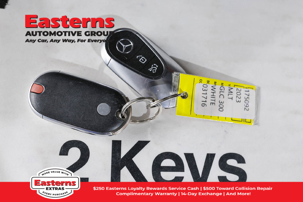 Used 2023 Mercedes-Benz GLC 300 4MATIC image 27