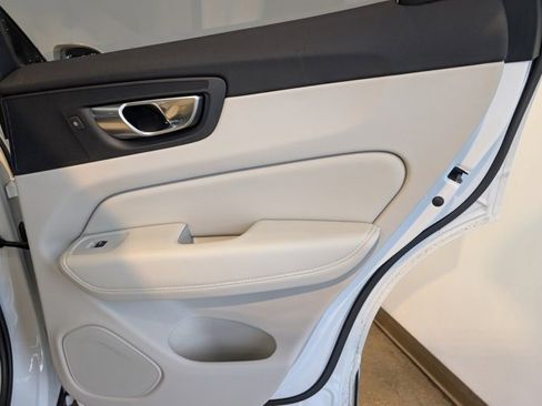 Used 2023 Volvo XC60 B5 Plus w/ Climate Package image 29