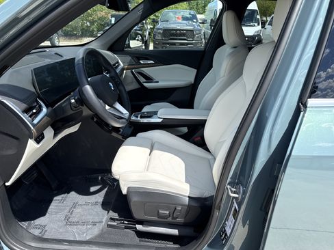 Used 2026 BMW X1 xDrive28i w/ Technology Package AWD/4WD image 15