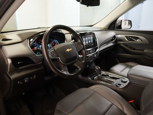 Used 2018 Chevrolet Traverse LT w/ LPO, Cargo Package AWD/4WD image 7