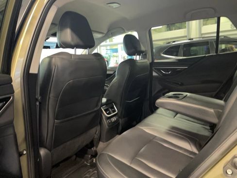 Used 2021 Subaru Outback Limited image 22