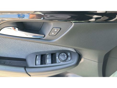New 2026 Chevrolet TrailBlazer LT w/ Midnight Edition AWD/4WD image 12